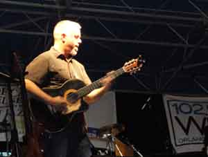 Chieli Minucci - Guitar -
photo by Rick Forte